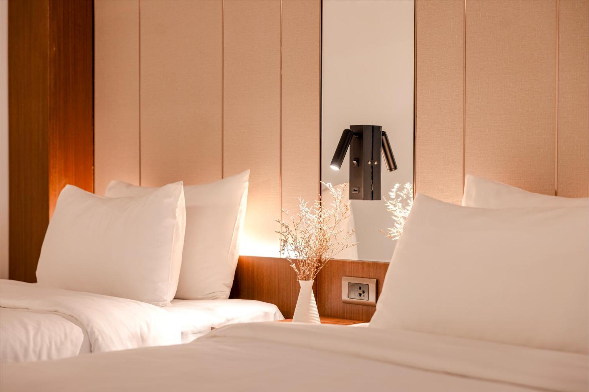 Riverside Hotel Βιεντιάν Εξωτερικό φωτογραφία