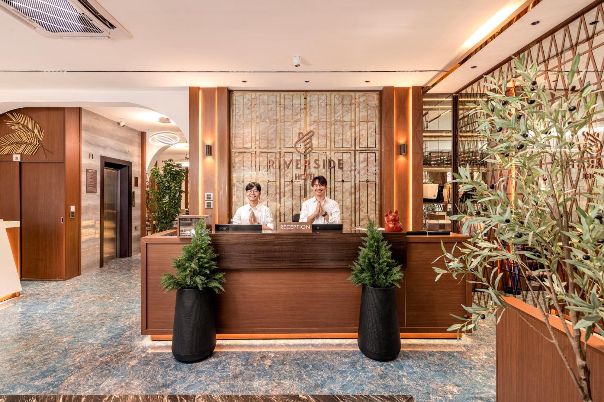 Riverside Hotel Βιεντιάν Εξωτερικό φωτογραφία